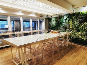 Déjeuner continental gratuit tous les jours