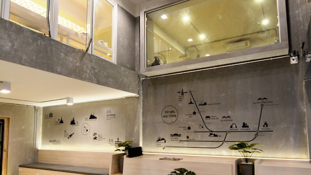 Lobby sitting area - Siam Eco Hostel (Bangkok)