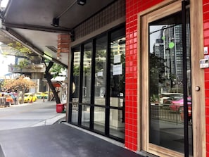 Front of property - Siam Eco Hostel (Bangkok)
