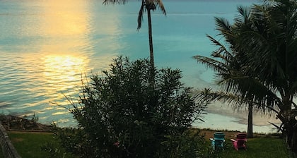 Paul's Oceanview Apartment with Amazing Sunsets + Twizy Charger