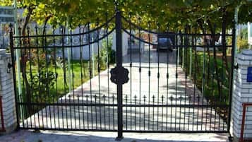 Entrée de l’hébergement