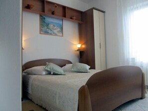 Apartamento (A2) | Sistema de insonorización, tabla de planchar con plancha, wifi gratis