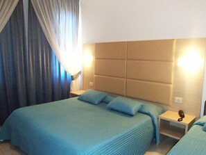 Dreibettzimmer, Mehrere Betten