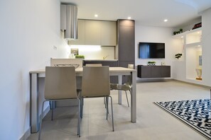 Apartment | In-room dining - Apartment Andrea L (Medulin)