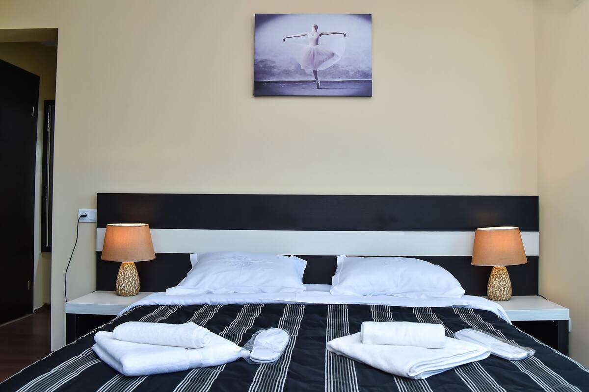 Superior Double Room | Soundproofing, WiFi (free)