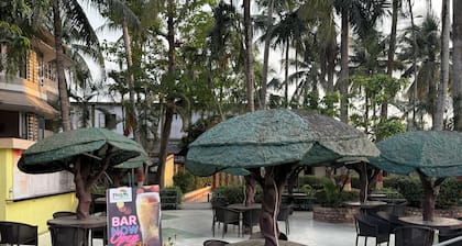 Palm Village Resort