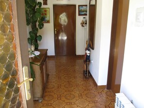 Apartment, 3 Bedrooms | Iron/ironing board, free WiFi, bed sheets