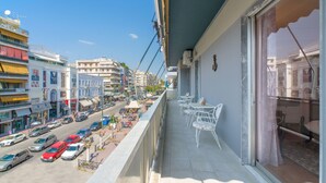 Departamento, 3 habitaciones | Vista del balcón