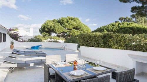 Casa Ferreira - 3 Bed Apartment, Private Pool in Exclusive Golf & Tennis Resort