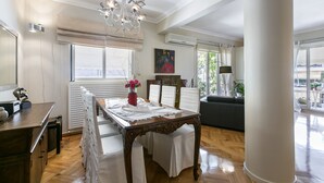 Apartamento | Servicio de comidas en la habitación
