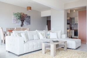 Apartment, 2 Bedrooms, Sea View | Living area