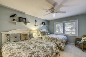 Hus | 2 soverom, skrivebord og wi-fi (inkludert)