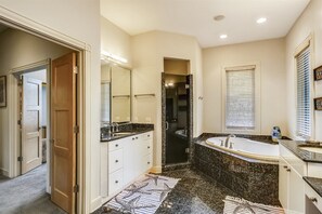 Bathroom - Sea Lane 29 (Hilton Head Island)