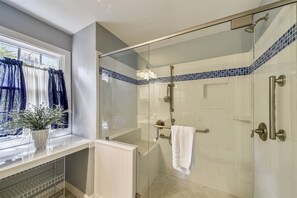 Maison | Douche de la salle de bain