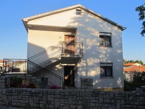 Front of property - Apartment Razum A5 (Pula)