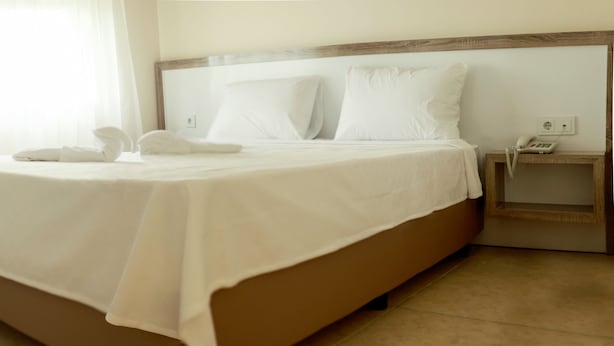 Comfort Apartment, 1 King Bed, Courtyard View | In-room safe, blackout drapes, iron/ironing board (on request) - Laralya apart (Antalya)