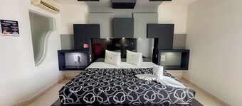 Auto-Hotel Mediterraneo