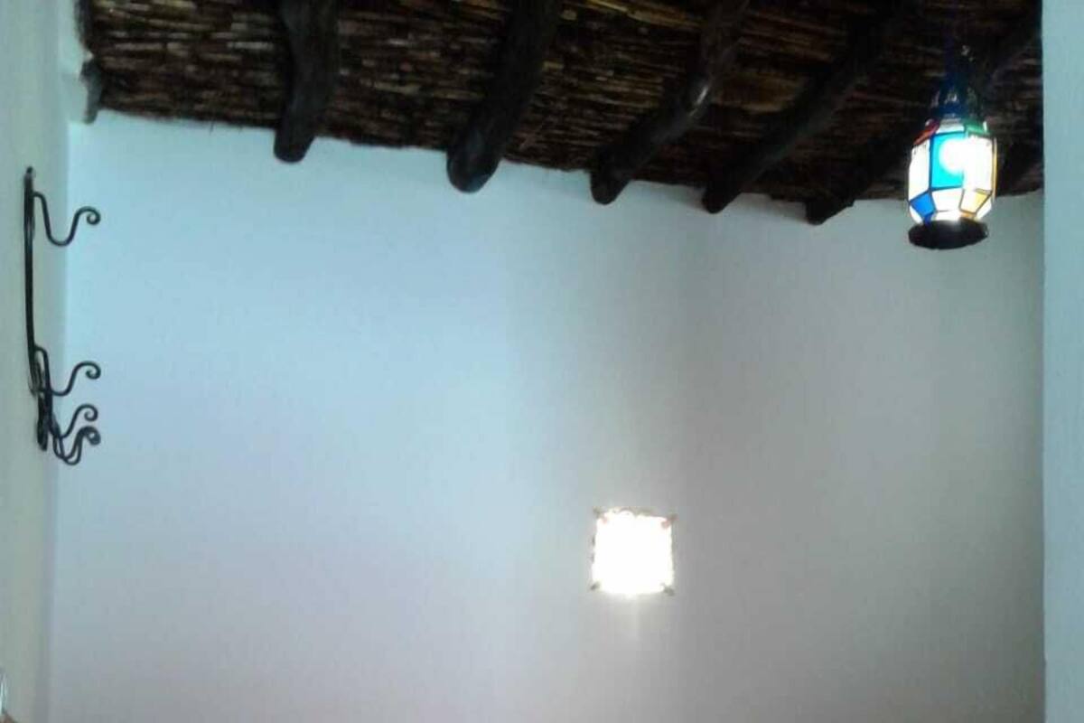 Desk, blackout drapes, soundproofing, WiFi (free)