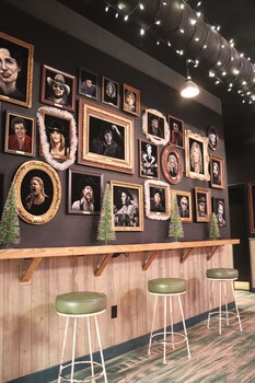 Hotel entrance and lobby at Graduate by Hilton Nashville