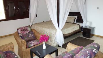 Honeymoon Room, Partial Ocean View | Wi-fi percuma, cadar katil