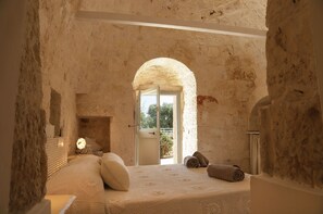1 chambre, fer et planche Ă repasser, Wi-Fi gratuit, draps fournis