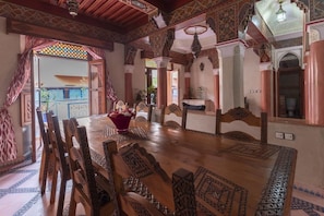 Dining - Riad Les 1000 Fleurs - 5 suites (Marrakech)