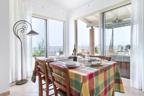 Dining - Villa Sun Total Relax (Alcamo)