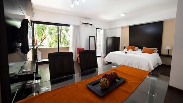 Room - Azcuenaga & Peña (Buenos Aires)