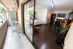 Bügeleisen/Bügelbrett, kostenloses WLAN, Bettwäsche