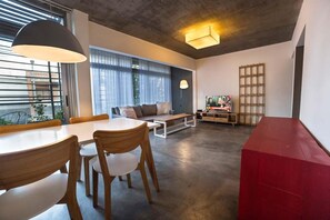 Televisión LCD 32 pulgadas con canales de televisión por cable