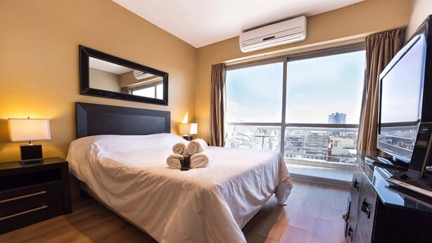 Studio Suite, 1 Queen Bed, Private Bathroom | Iron/ironing board, free WiFi, bed sheets - Callao & Viamonte II (Buenos Aires)