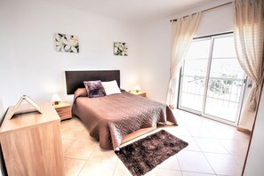 1 bedroom, in-room safe, iron/ironing board, WiFi