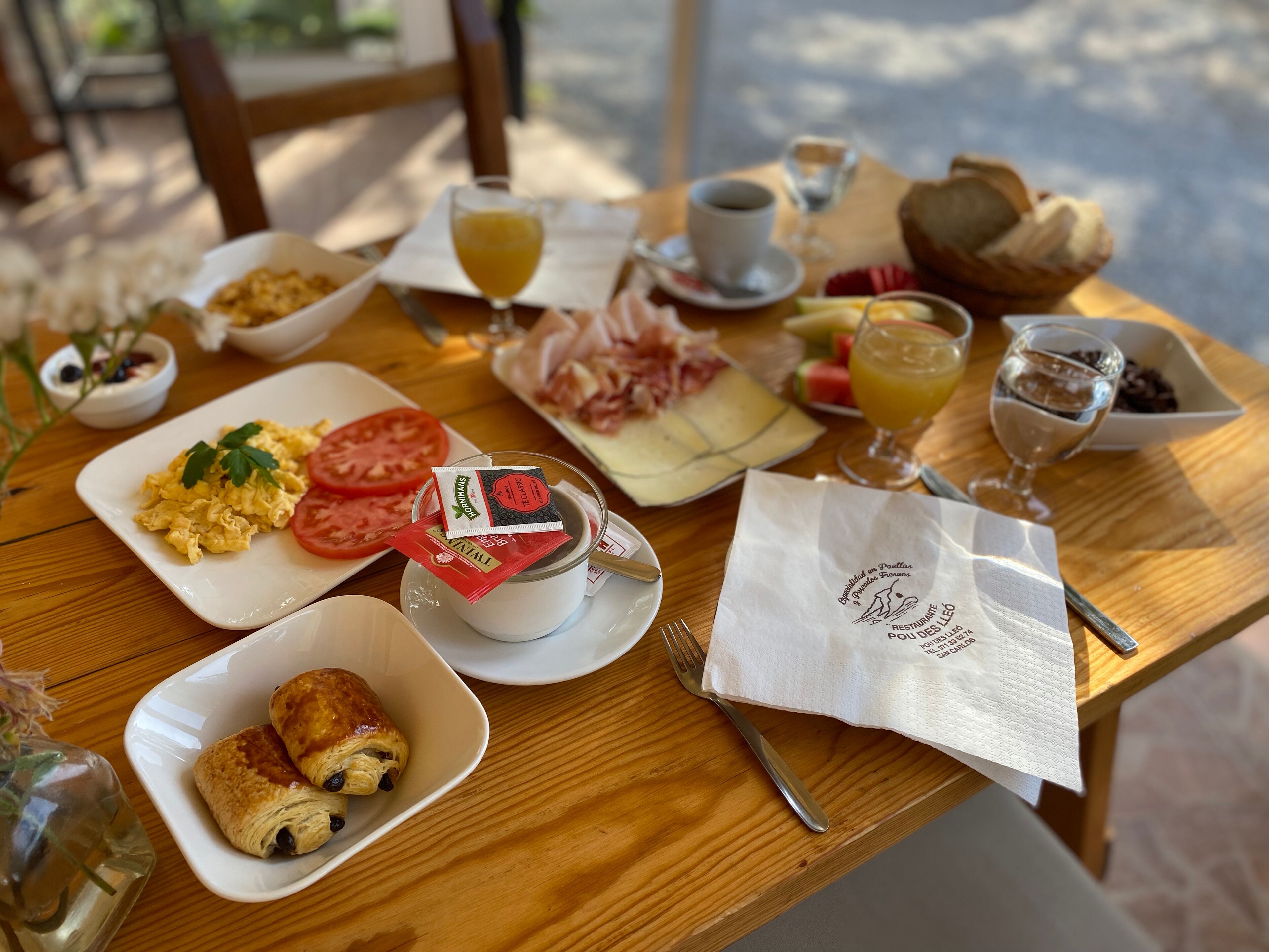 包每日全套早餐