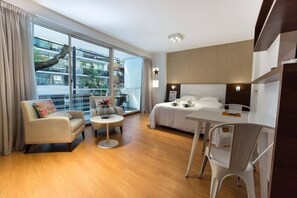 Comfort Apartment, City View | Iron/ironing board, free WiFi, bed sheets - Araoz & Paraguay (Buenos Aires)