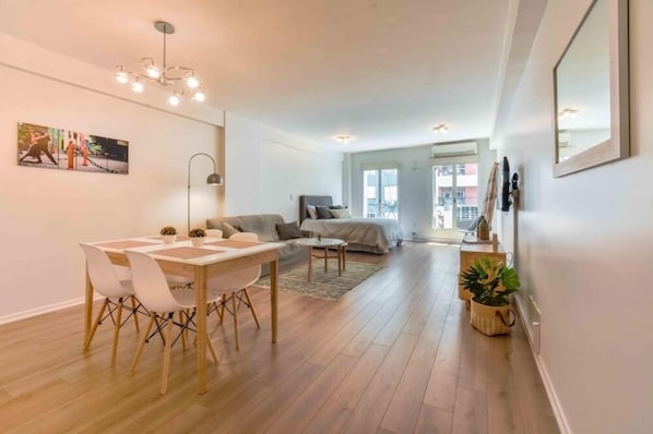 Televisión LED 32 pulgadas con canales de televisión por cable