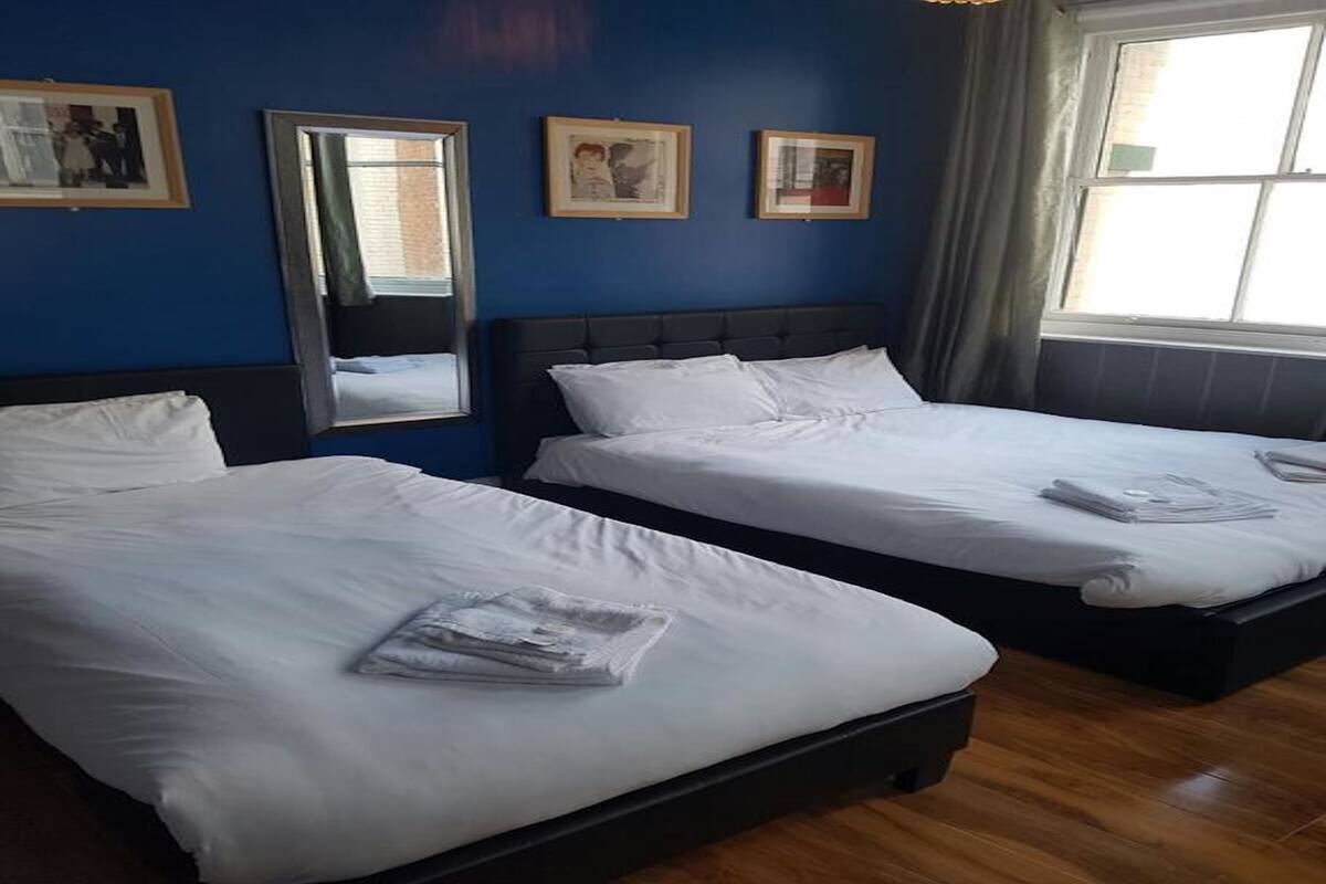 Standard Quadruple Room, Shared Bathroom | 1 bedroom, desk, WiFi (free)