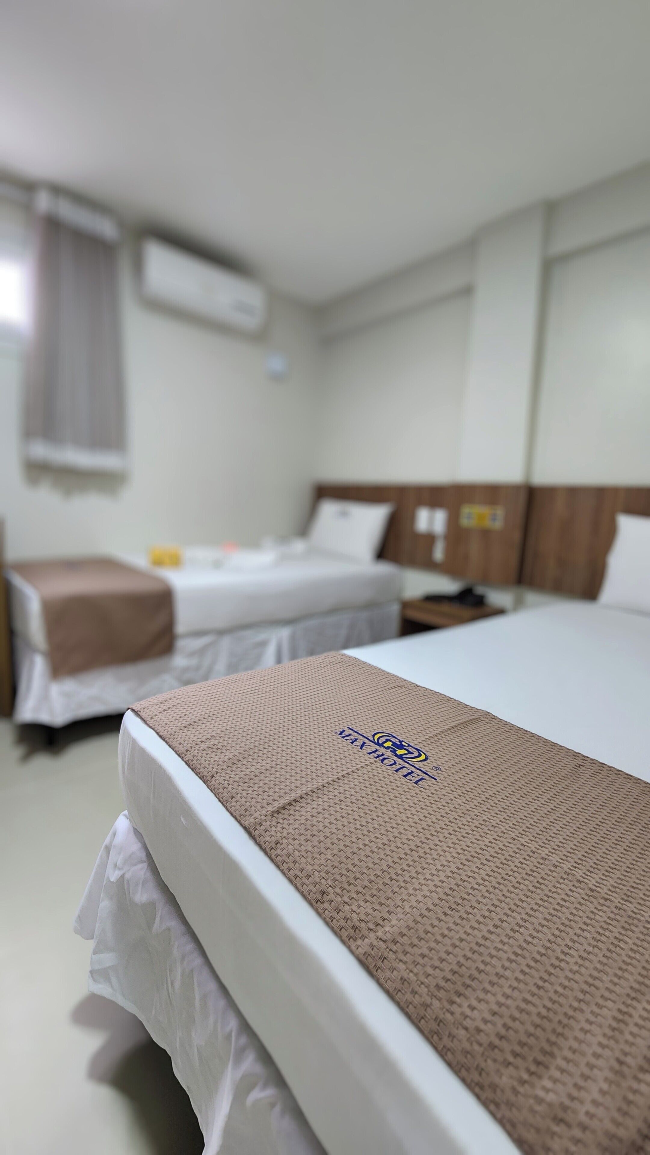 Superior Twin Room, 2 Twin Beds | Minibar, individually furnished, desk, laptop workspace