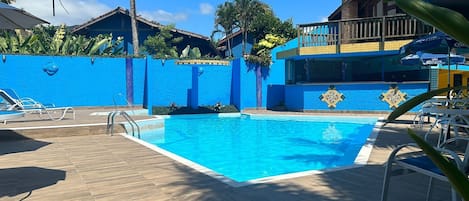 Outdoor pool, pool loungers