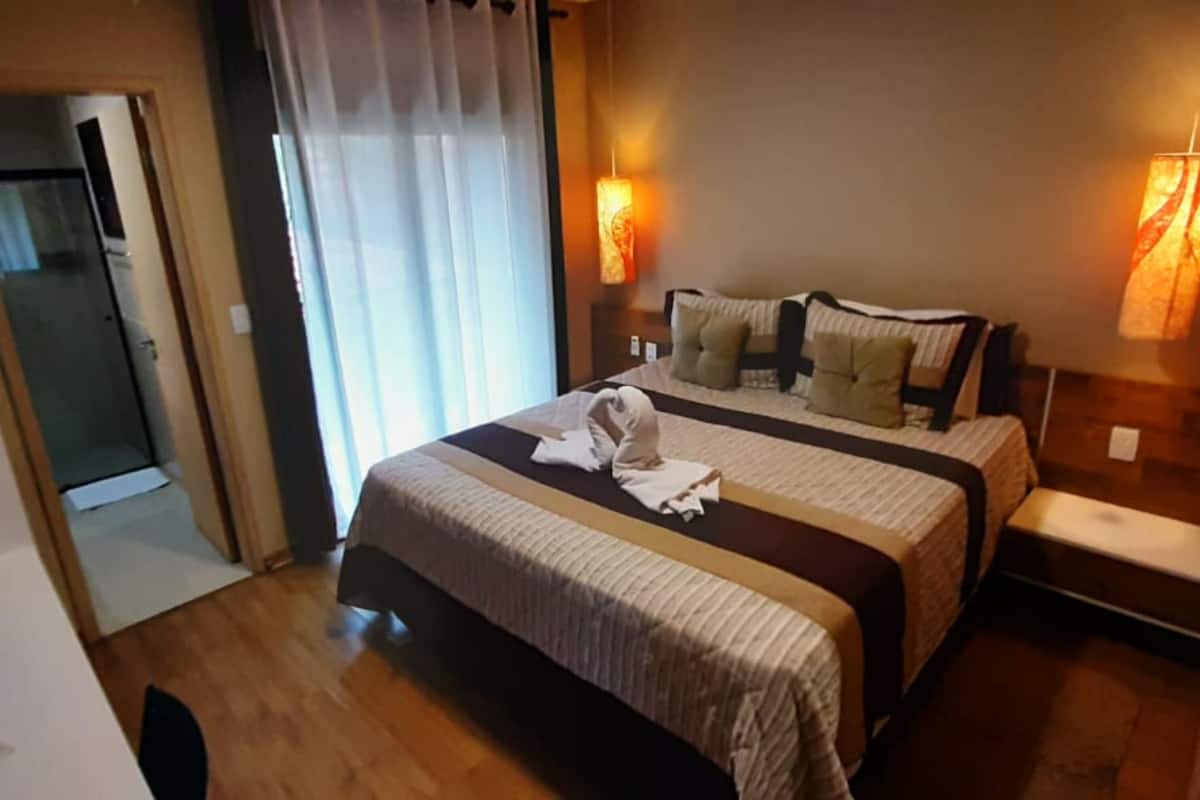 deluxe double room | blackout curtains, iron/ironing board, free wifi, bed sheets