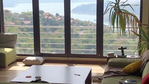 Apartment, Sea View | Living area | Flat-screen TV - Duplex Sariyer Deluxe (Sariyer)
