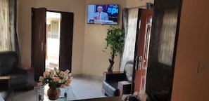 Lobby sitting area - Zigih Hotel & Restaurant (Migori)