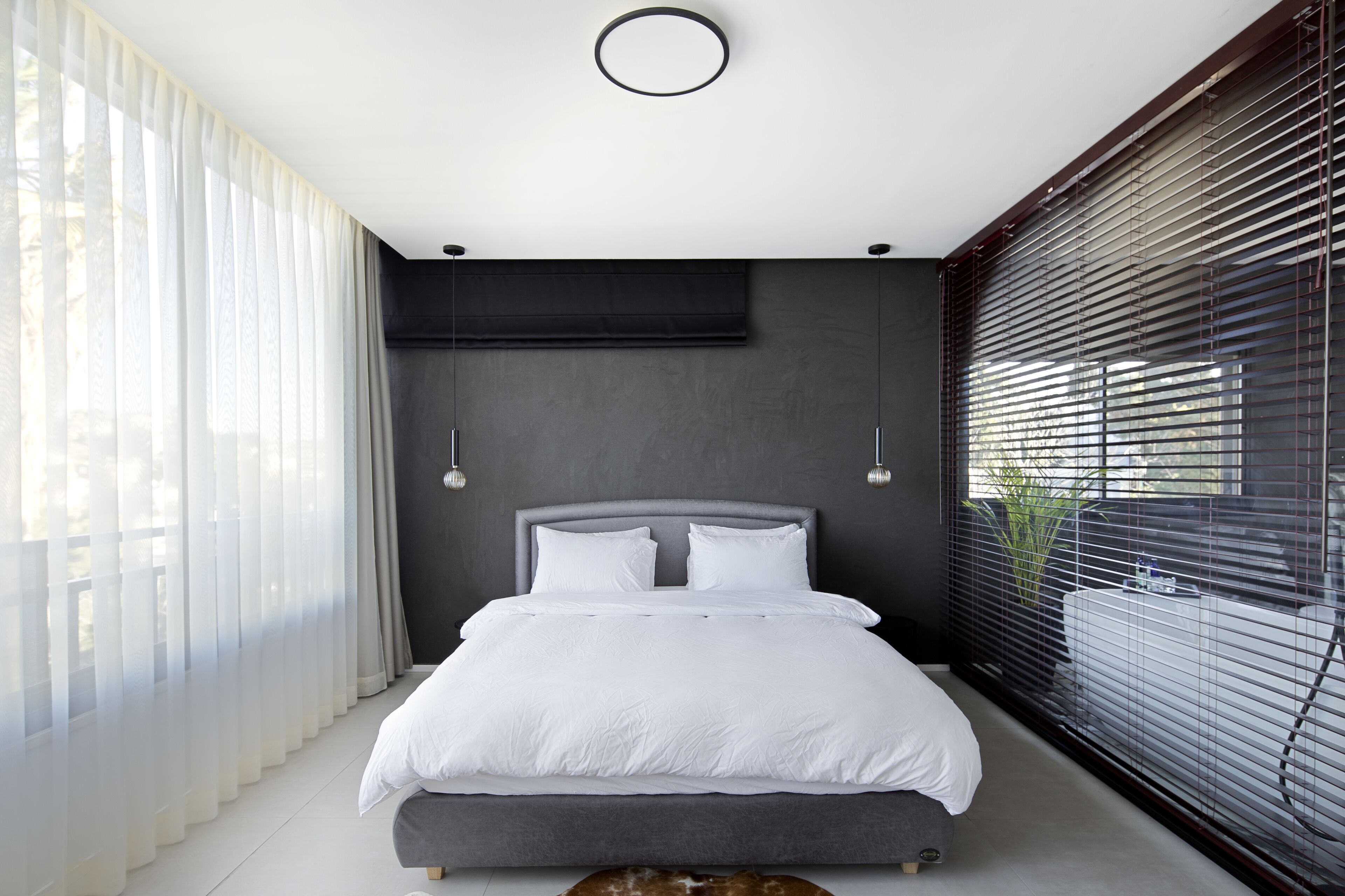 Luxury Room | Minibar, desk, laptop workspace, iron/ironing board