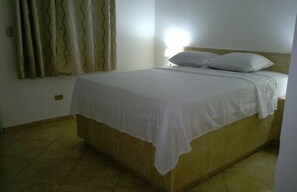 Blackout drapes, free WiFi - Hotel Casa Oasis (Pedernales)