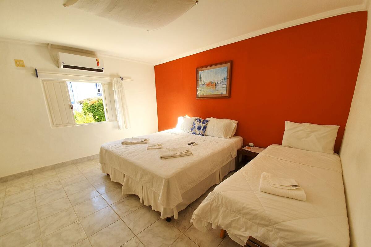 Phòng 3 Economy | Màn/rèm cản sáng, giường gấp/giường phụ (phụ phí)