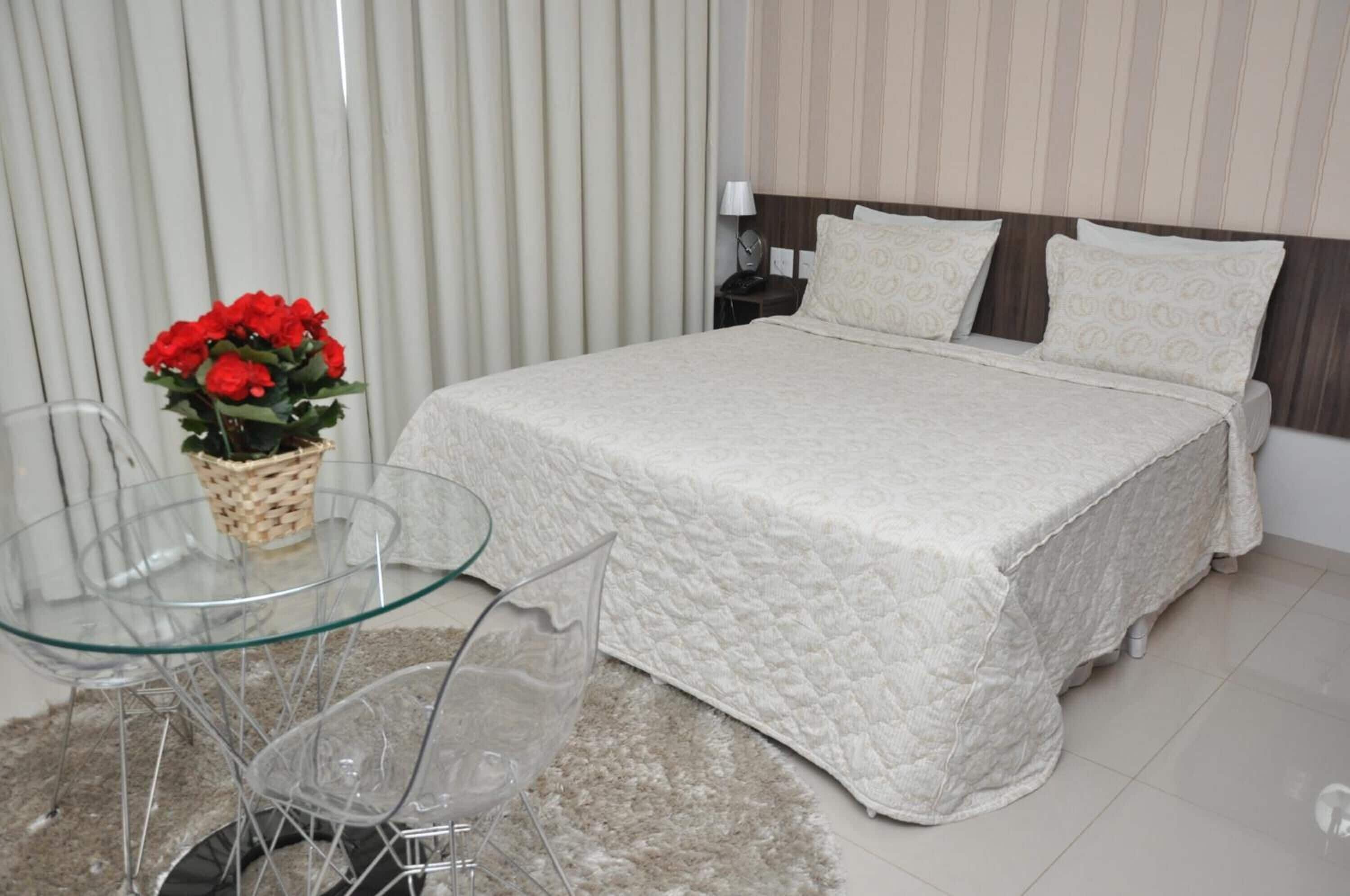 1 bedroom, egyptian cotton sheets, premium bedding, minibar