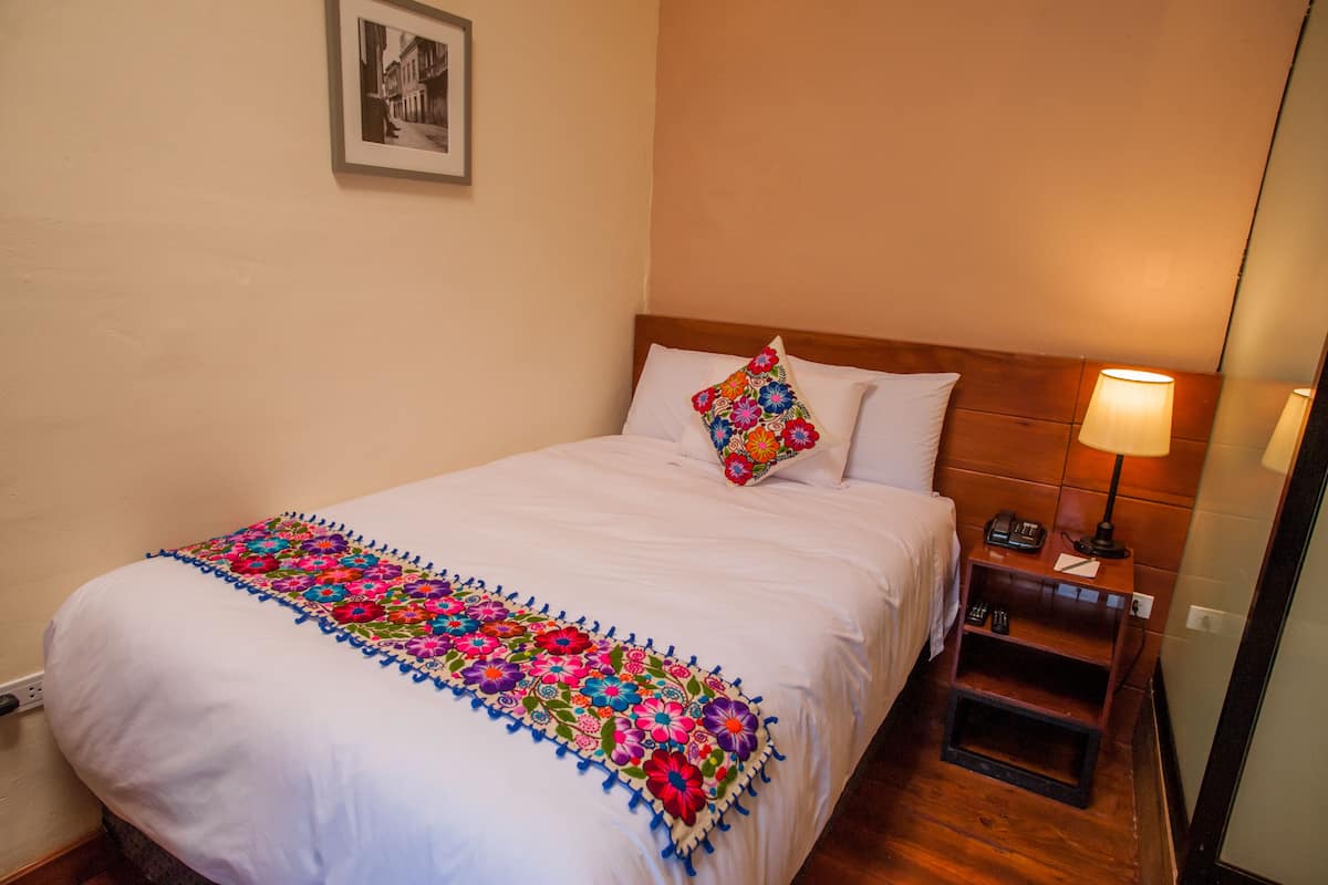 Chambre Double Standard | Minibar, coffres-forts dans les chambres, décoration personnalisée