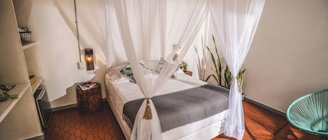 Chambre Standard double, 1 lit double | Minibar, literie fournie