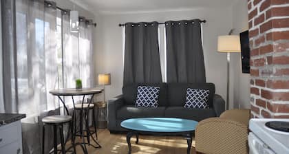 Moncton Suites on Rockland