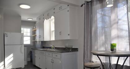 Moncton Suites on Rockland
