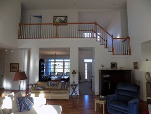 Smart TV, fireplace, DVD player, books